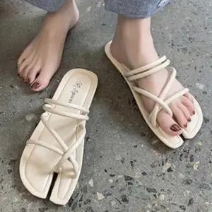 스트랩 쪼리 여름 슬리퍼 여성슬리퍼 엄지 절개 여름슬리퍼 편한 데일리슈즈