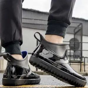 남성레인부츠 2컬러 블랙 모던 유광 레인부츠 남자 숏 네이비