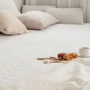 사각퀼팅 누빔패드 패밀리/Q+Q 침대커버 패드 덮개 우리집소싱