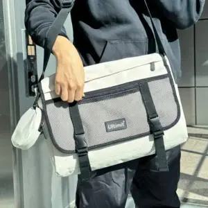 대학생 크로스백 메신저백 여성 힙색 가방