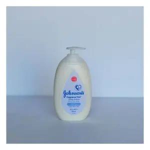 존슨 화이트로션 500ml 아이깨끗 순하게촉촉함을유지 수분촉촉 릴랙싱 촉촉로션 청결함 촉촉한로션 탁월한