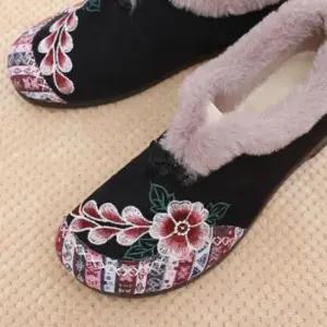 단화 겨울 따뜻한 꽃자수 털신발 여성 방한 할머니 퍼안감
