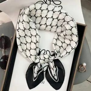 (선택 블랙-ONE)여성 데일리 사각 스카프 1P 봄가을 가방 패션 여자 패션 가방 봄 코디 스카프 가을 여성