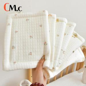 수유쿠션신생아 아기 플랫 베개, 만화 인쇄 코튼 클라우드 사계절 범용 쿠션