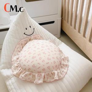 수유쿠션한국 꽃 면 둥근 아기 베개, 프릴 모슬린 어린이 쿠션, 신생아 침구 방
