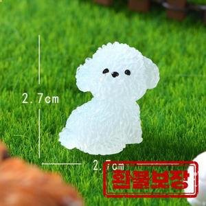 만화 야광 강아지 피규어 사실적인 수제 미니 발광 푸들 강아지 피규어 재미있는 레진 미니어처 장식