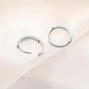 심플 라인 링 귀걸이 은은한 포인트 장식 연출 귀피어싱장식