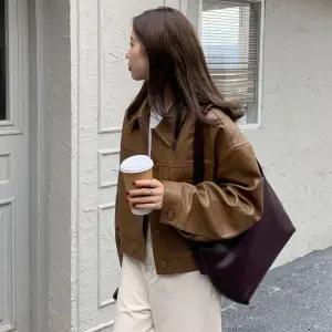 솔저스여친 뉴트럴 코트 트렌치 쇼트 슬림 점퍼 OPH1