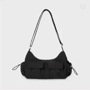 [갤러리아] 더블 포켓 호보 백(WHBGG2322A)