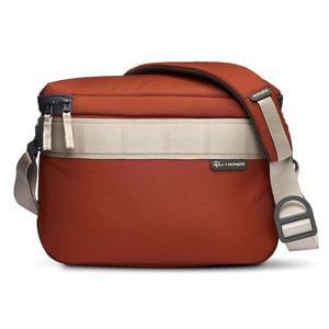 노매틱 루마 카메라 슬링 12L - 피터 맥키넌이 디자인한 슬링백 사진작가용 가방 (러스트)