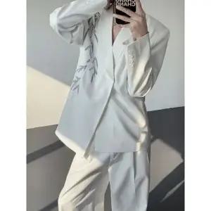 픽호샵 남자 들러리와 외투 대나무 재킷 신랑 양복 정장 자수 수놓기 드레스 키작남 꾹1