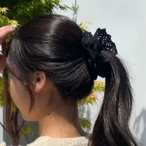 펀칭 자수 레이스 곱창 머리끈 블랙 스크런치 헤어 밴드 왕곱창