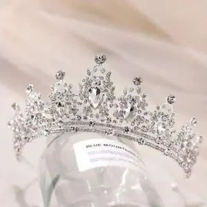 큐빅 크리스털 신부용 왕관 헤어밴드 브라이덜 샤워 공주 머리띠