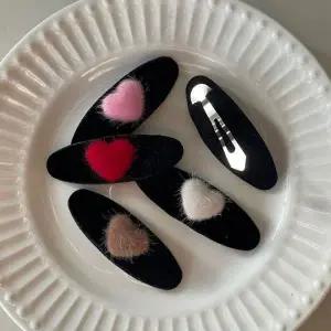 핸드메이드 하트 페이크퍼 모직 벨벳 겨울 털 머리핀 헤어장식