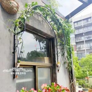 유럽식 창문아치 정원 꽃집 벽걸이 가든 엔틱 식물렉