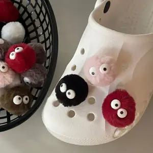 [셀러에이드]신발 장식 단추 페이크퍼 먼지 방지 귀여운 캐릭터 구멍 꾸미기