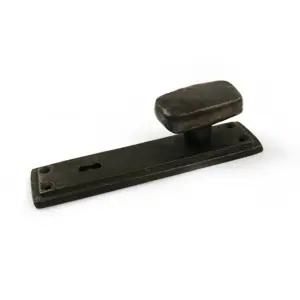 튼튼한 느낌 사각세로판 주물손잡이 가구리폼 깔끔한디자인 철물점 손잡이리폼 손잡이파는곳 편안한손잡이