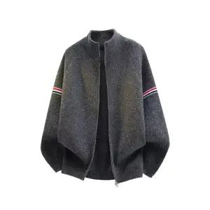 남친 겨울 가을 트렌드 브이넥 가디건 컬러 카디건 스웨터 차이나넥 올드머니 아이템 스트라이프 트렌디 HT