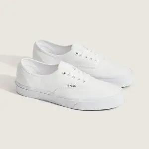 [반스](천안아산점)VANS 반스 VN000EE3W00 코어클래식 어센틱 남여공용 스니커즈