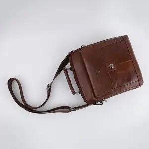 직장인 출퇴근가방 숄더백 크로스백 남성 M83 가죽