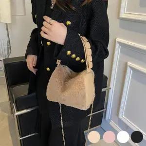 스카 부드러운 토트 URD-184 스타일 모던 빅사이즈 대형 비치커버 사각 퍼소재 크로스