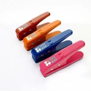 어쿠스틱기타 피크 펀치 삼각피크제작 음악학원 음악교습소