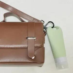 [에스에스62]휴대용샴푸통 90ml 향수소분 크림통 튜브용기