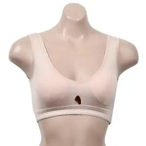 착용하기 쉽고 편안한 트임홀 캡내장 여성 스포츠브라
