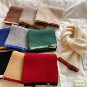 도톰하고 부드러운 심플 니트 머플러 겨울 목도리 WFGBLOL