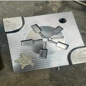 수직 및 수평 사출 성형 기계 몰드 지지대 맞춤형