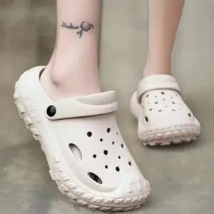 [신상오픈런]여름휴가용 남녀 공용 물놀이 펀칭 샌들 (33435697)