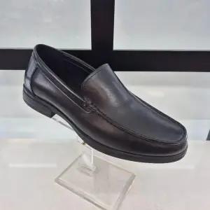 [ELCANTO]엘칸토 HC11 소가죽 남성로퍼 세미정장 로퍼 P4T0U5Q1319 (S46764958)