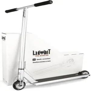 박스 엔드가 있는 LMT71AZ 프로 스트리트 스쿠터를 제한하세요. 키 큰 성인과 청소년 중급 또는 고급 트릭