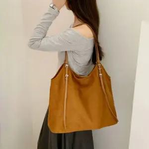 가벼운 여성 스웨이드 숄더백 캐주얼가방 데일리백