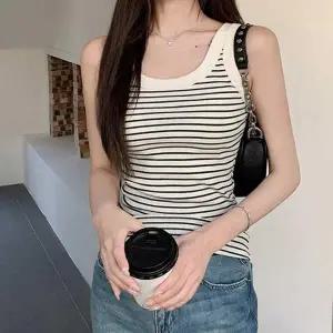 여자 배색 스트라이프 깔끔 라인 여름 데일리 외출 이너 나시 민소매 여성 끈나시 와플면