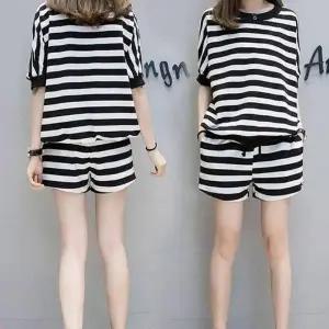 여자 전체 스트라이프 라운드넥 반바지 반팔 세트 여성 티셔츠 U넥 반팔티 이너 여름