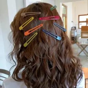 [신상오픈런]미용실 집게핀 비비드 앞머리 드라이 머리핀 (30317411)