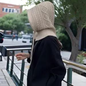 [신상오픈런]리본끈 단추바라클라바 꽈배기 빨간망토 니트모자 (30316200)