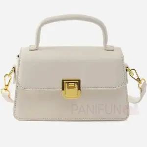 [라일리] Rly 버클 여성미니크로스백 아이보리 데일리크로스백 여