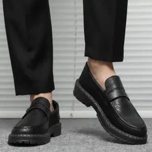 [라일리] Rly 남성 클래식한 실루엣 깔끔핏 플랫 로퍼 회사원