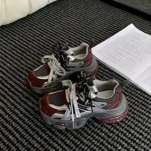 슬송렉샵 여성 빈티지 가을 키작녀 러닝화 리얼 가죽 통굽 스트랩 미끄럼 방지 꾹3