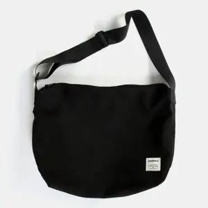 [NS홈쇼핑][모로엠] 남녀공용 심플 디자인 숄더 크로스백 DMC-BA-QES7105[35766061]