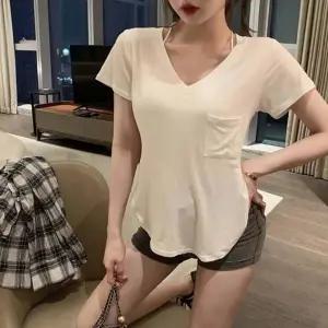 여자 슬림 스타일 브이넥 포켓 포인트 반팔 티셔츠 여성 U넥 라운드 반팔티 이너 여름