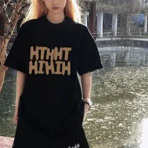 여자 전면 프린팅 오버핏 스타일 라운드 반팔 티셔츠 여성 U넥 반팔티 이너 여름 기본