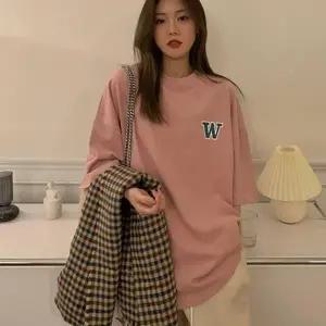 여자 영문 로고 오버핏 스타일 반팔 티셔츠 여성 U넥 라운드 반팔티 이너 여름 기본