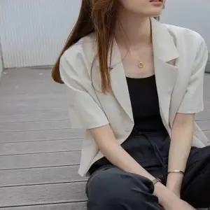 봄 셔츠 단정무드 소프트 여자 자켓 반팔 크롭 여름 여성 봄자켓 청자켓 데님재킷 봄패션 여자