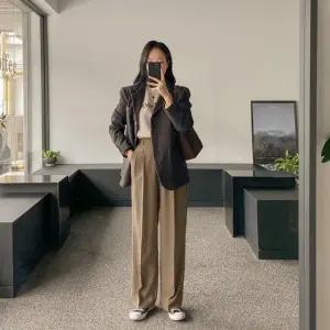 [시크릿라벨] [3단기장/뒷밴딩] 투핀턱 와이드 슬랙스