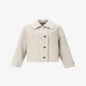 [SOUP] OBAJKQ1(스텐카라 크롭 숏 울코트)