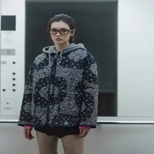 [LAP] (웰론)페이즐리 경량패딩 AR4PDA62