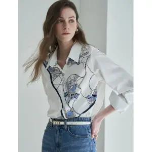 [하프클럽/]스탠다드 실키 스카프 패턴 블라우스 LN04BL172